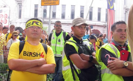 Bersih 4 Bystander